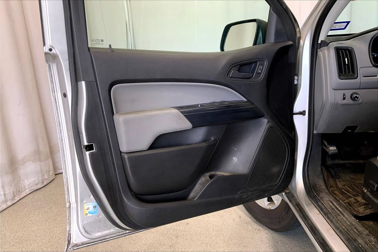 Used 2018 GMC Canyon 2WD Crew Cab w/ Convenience Package image 21