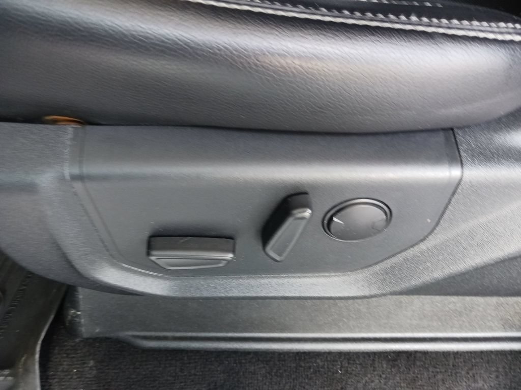 Used 2020 Ford F150 Lariat AWD/4WD image 32