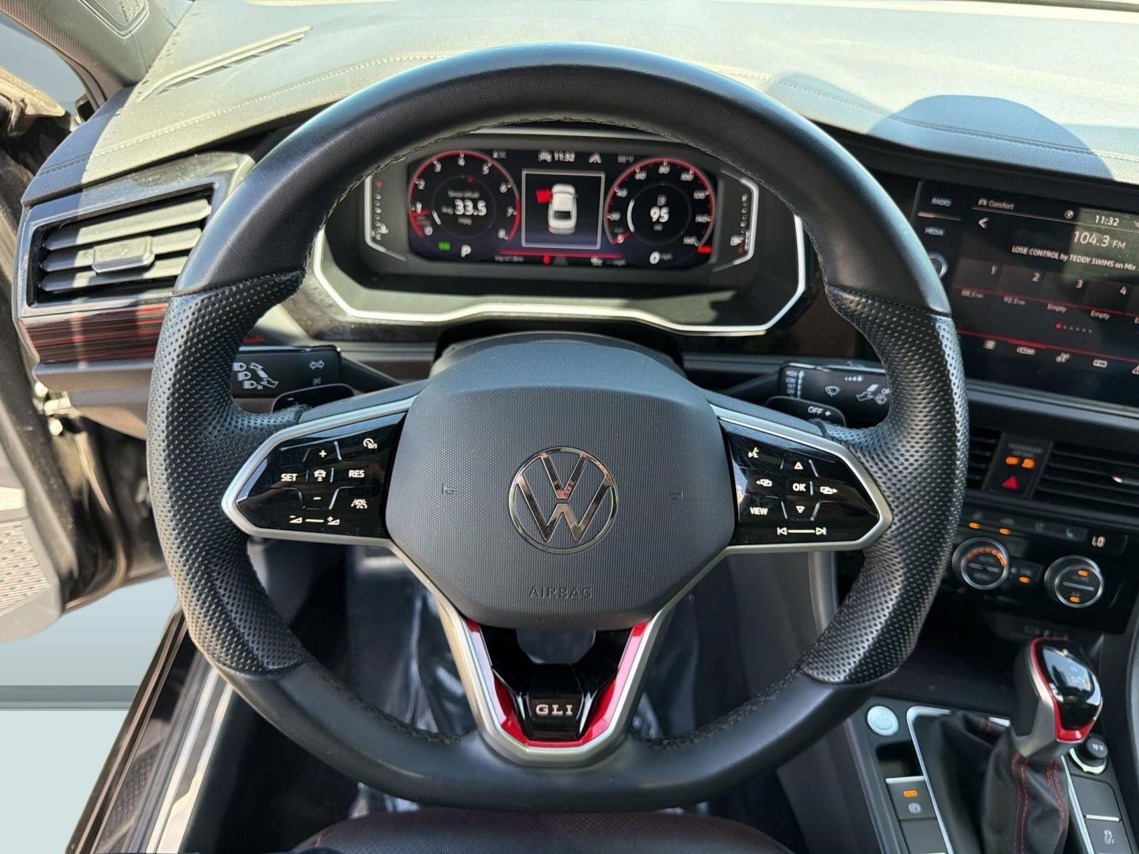 Used 2022 Volkswagen Jetta GLI Autobahn FWD image 17