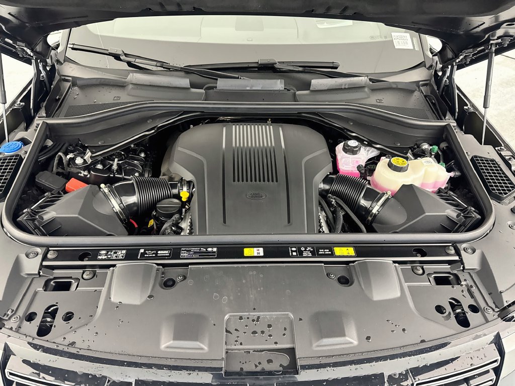 New 2027 Land Rover Range Rover SE AWD/4WD image 31