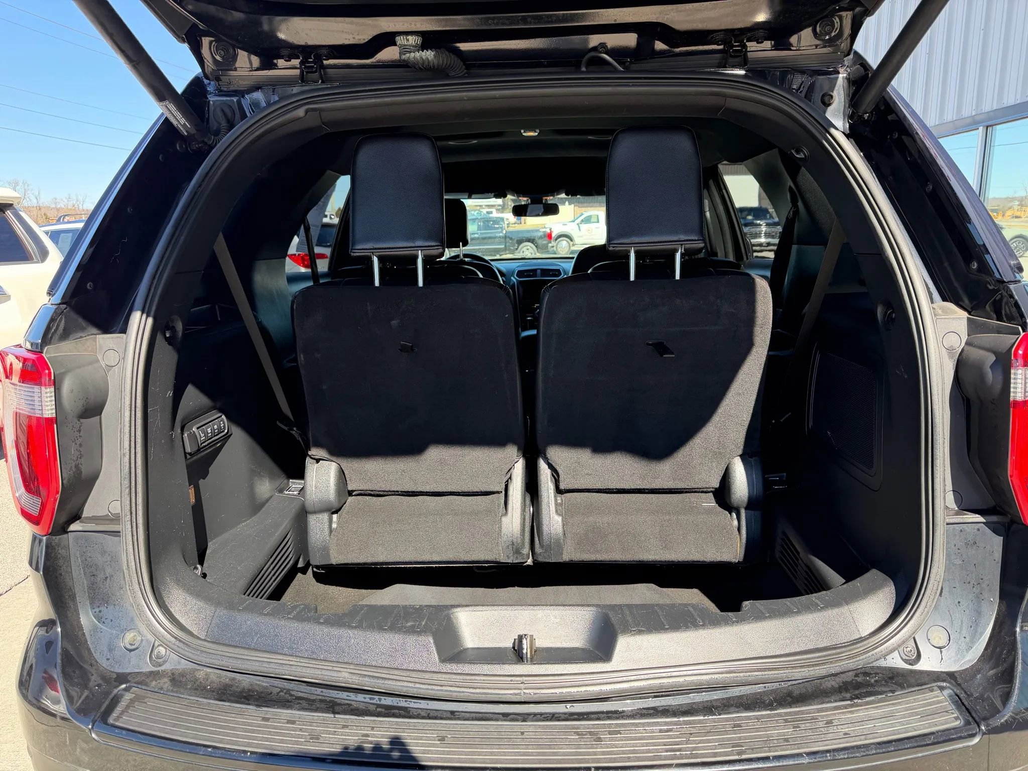 Used 2018 Ford Explorer Sport w/ Equipment Group 401A image 10