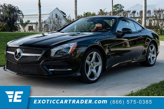 Used 2016 Mercedes-Benz SL 550 image 1