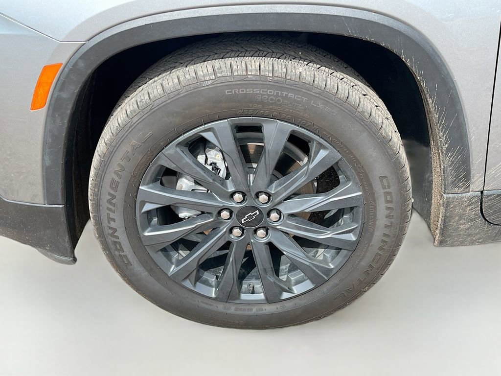 Used 2023 Chevrolet Traverse RS w/ LPO, Cargo Package image 34