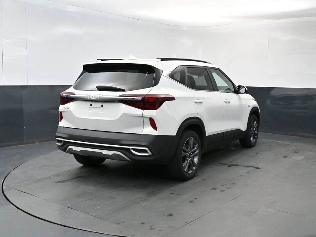 Used 2022 Kia Seltos S AWD/4WD image 5