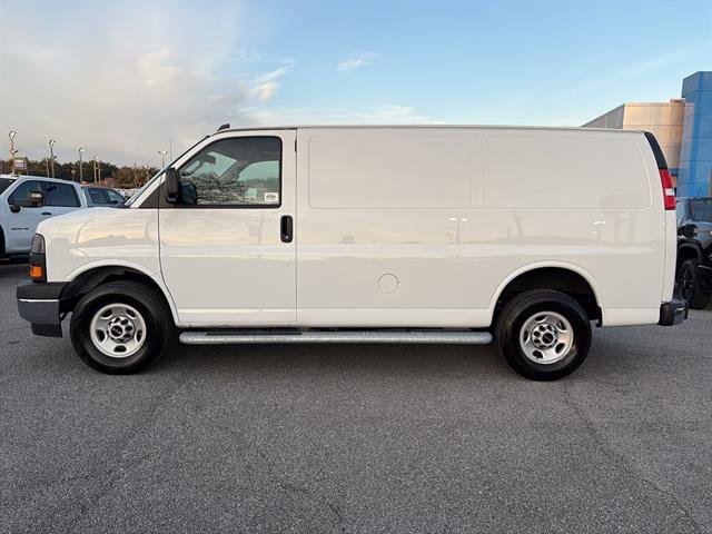 Used 2024 GMC Savana 2500 2500 w/ Driver Convenience Package image 4