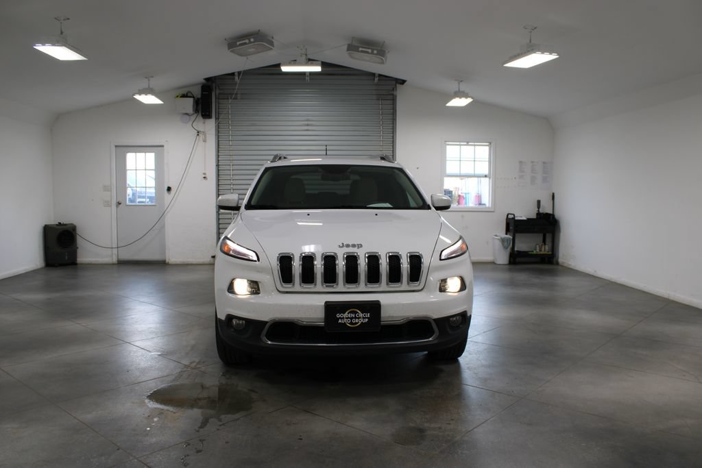 Used 2016 Jeep Cherokee Limited AWD/4WD image 3