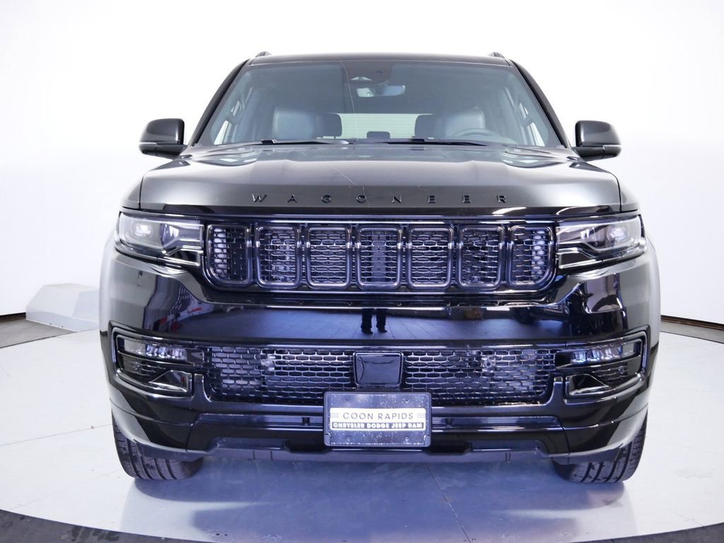 Used 2024 Jeep Wagoneer L Series II image 4