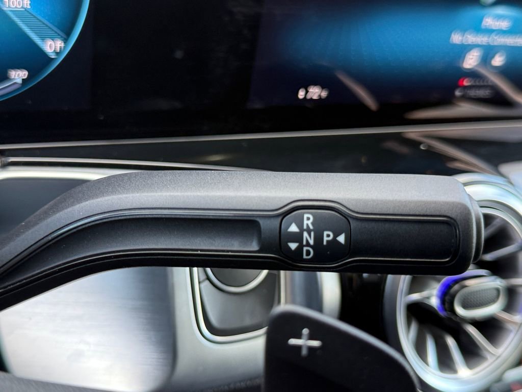 Used 2023 Mercedes-Benz EQB 300 4MATIC image 22