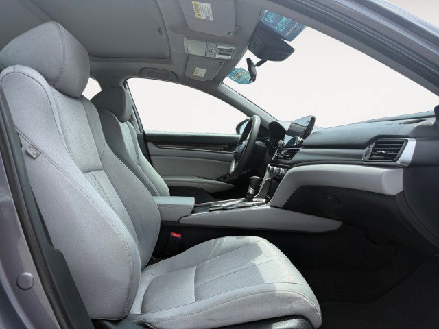 Used 2020 Honda Accord EX image 10