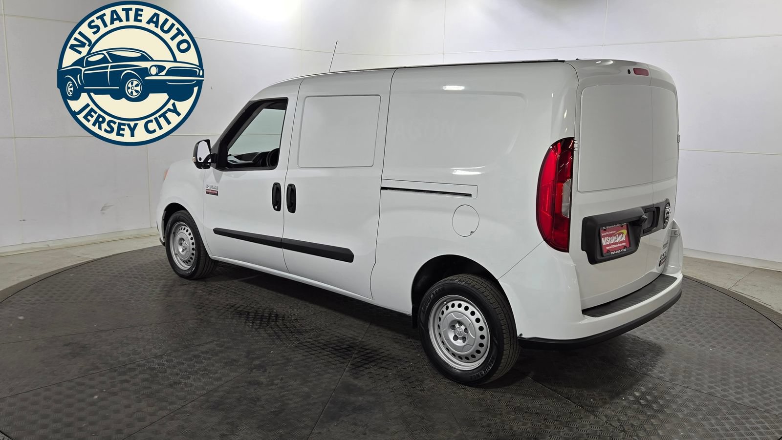 Used 2022 RAM ProMaster City Tradesman FWD image 5