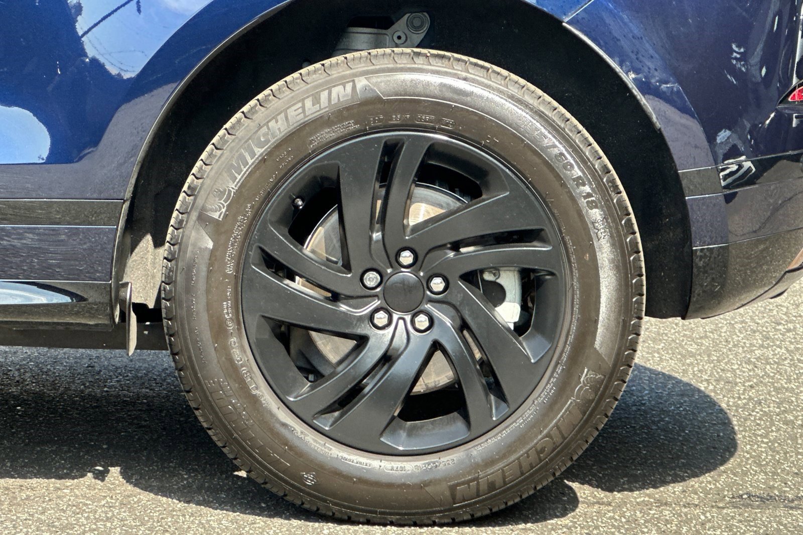 Used 2022 Land Rover Range Rover Evoque R-Dynamic S image 13