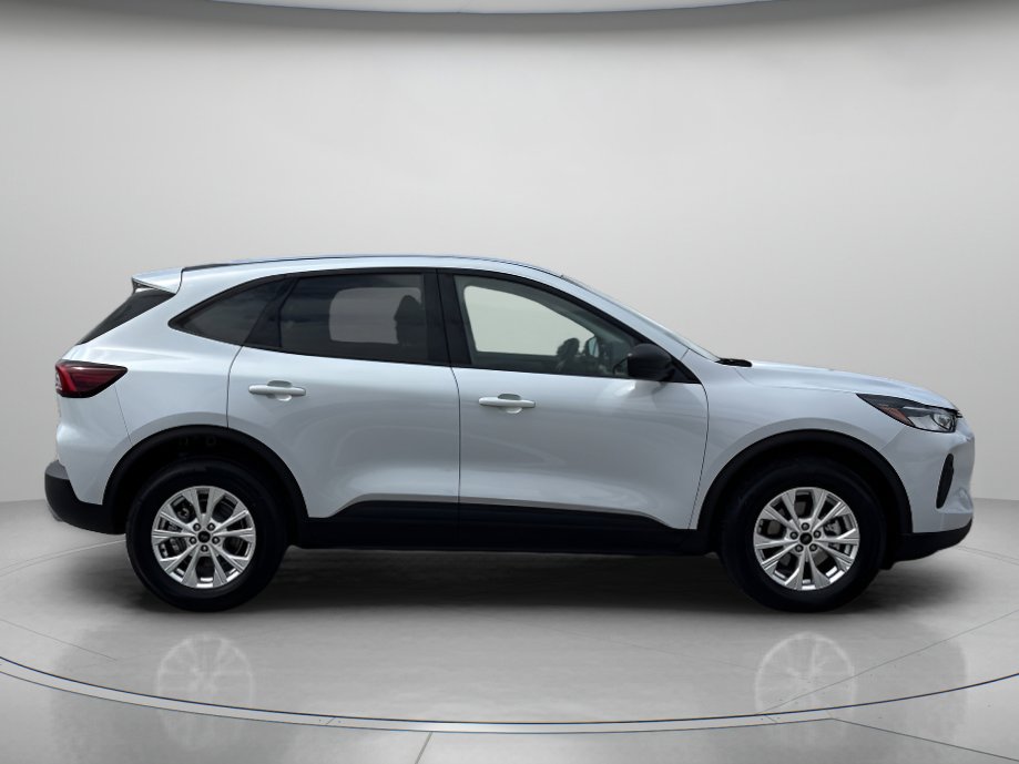 Certified 2025 Ford Escape Active image 2