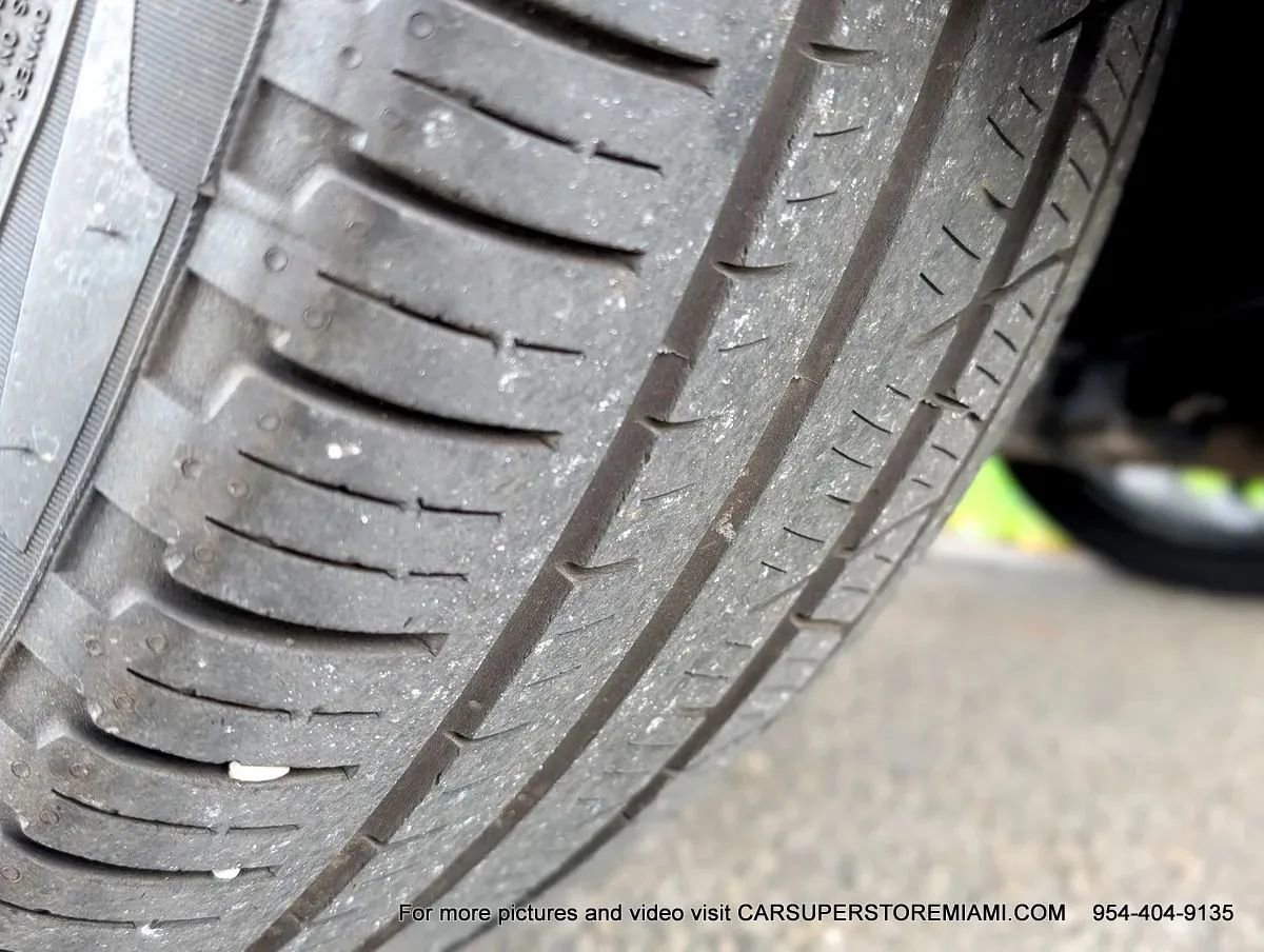 Used 2021 Maserati Levante image 94