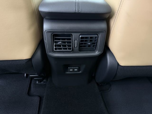 Used 2025 Toyota RAV4 XLE Premium AWD/4WD image 32