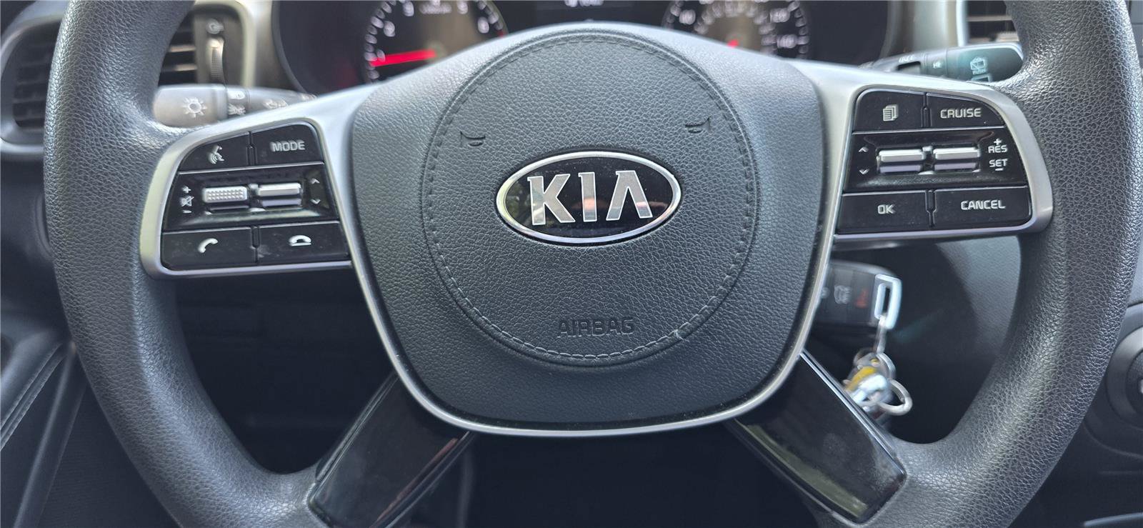 Used 2019 Kia Sorento L FWD image 17