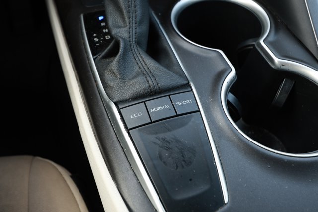 Used 2024 Toyota Camry LE FWD image 19