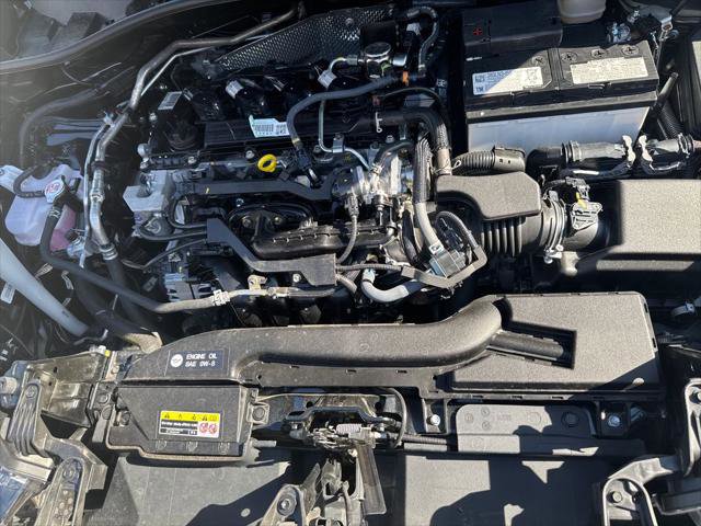 Certified 2025 Toyota Corolla Cross LE image 36