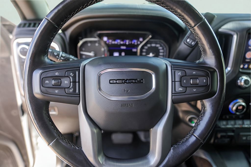 Used 2022 GMC Sierra 3500 Denali w/ Denali Ultimate Package AWD/4WD image 15