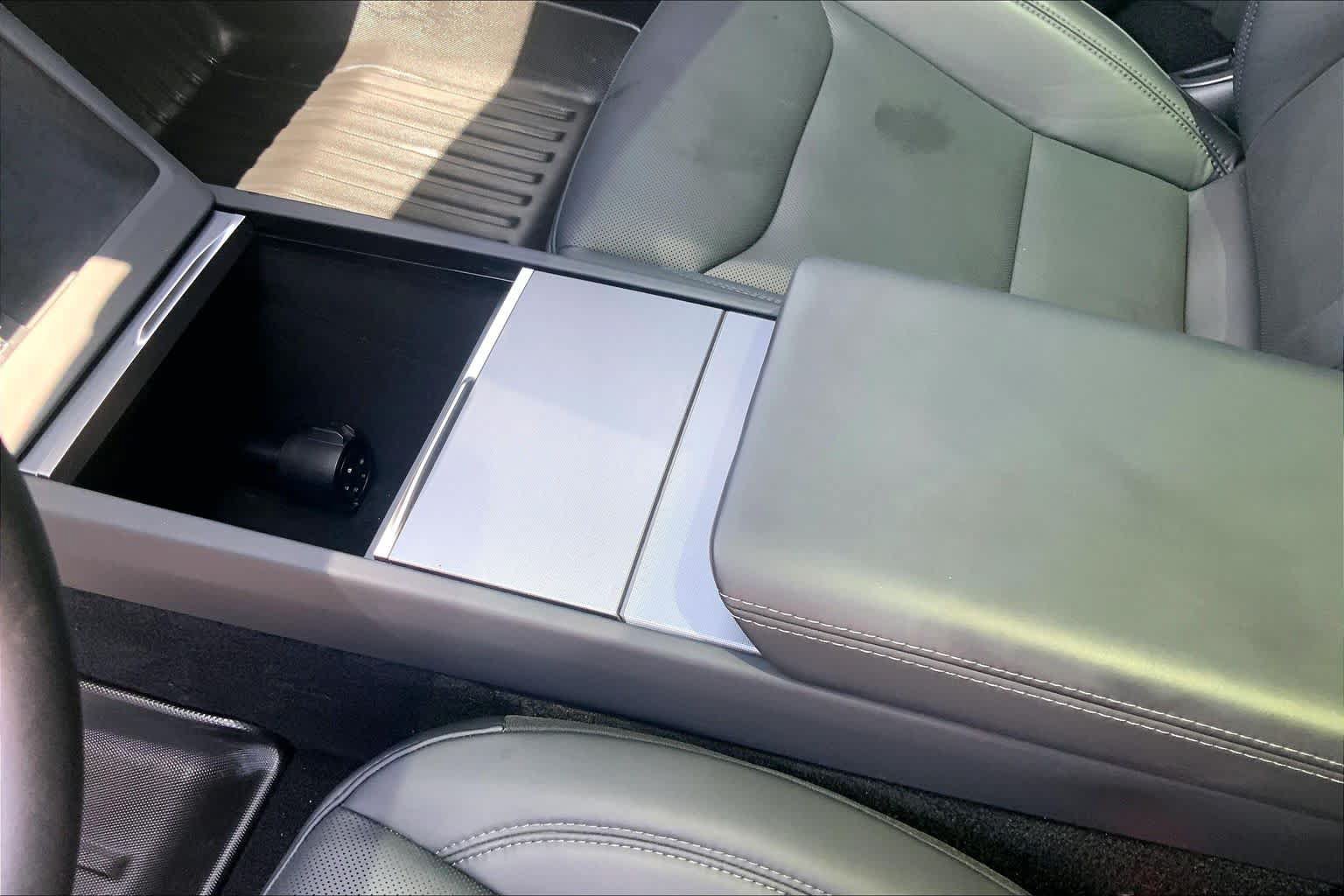 Used 2025 Tesla Model 3 Long Range RWD image 16