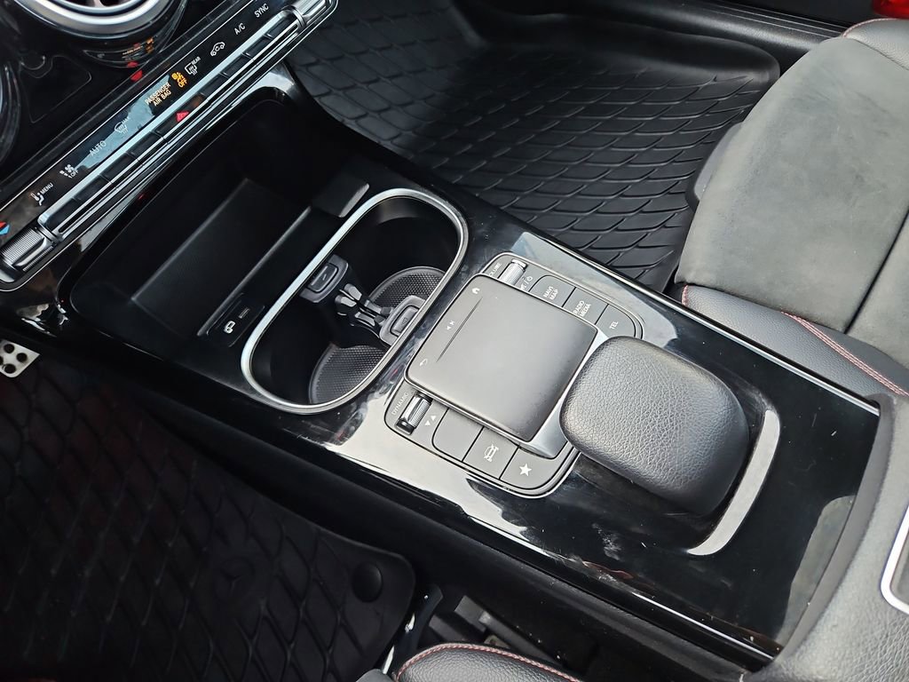 Used 2021 Mercedes-Benz CLA 250 CLA 250 image 19
