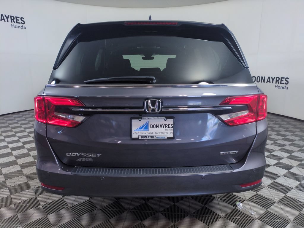 Certified 2024 Honda Odyssey Touring image 5