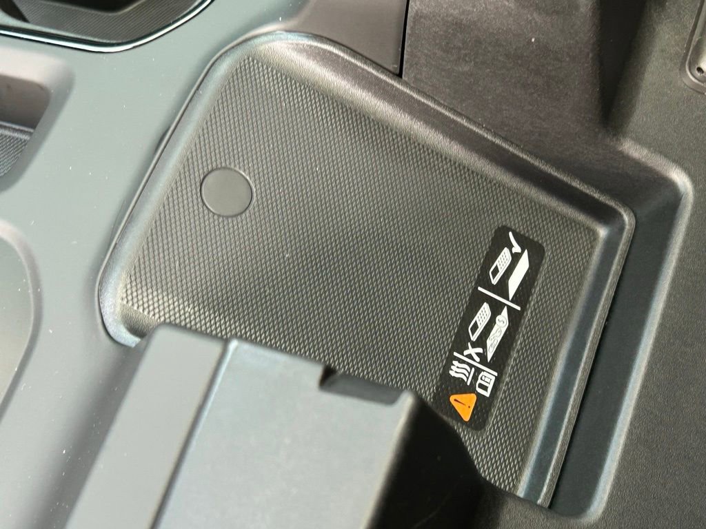 Used 2025 GMC Sierra 2500 AT4 w/ AT4 Premium Plus Package image 54