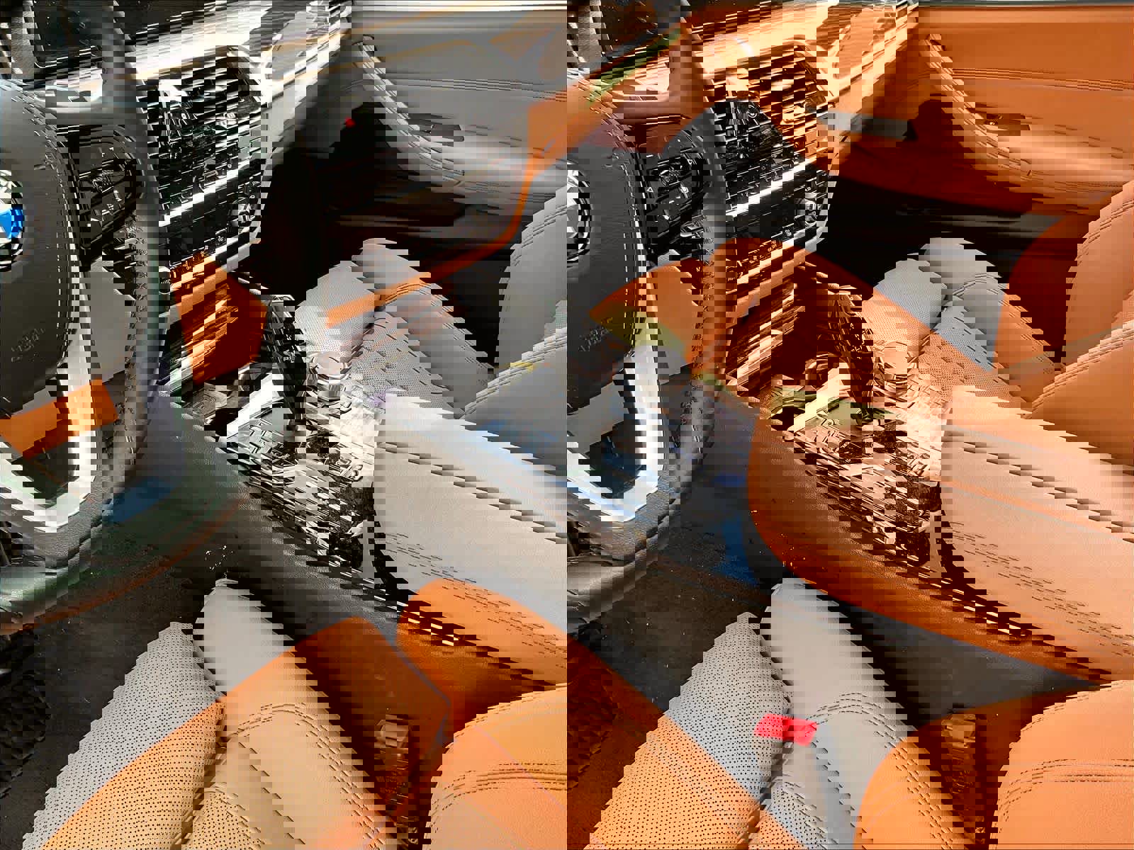 Used 2023 BMW 530i w/ Convenience Package image 18