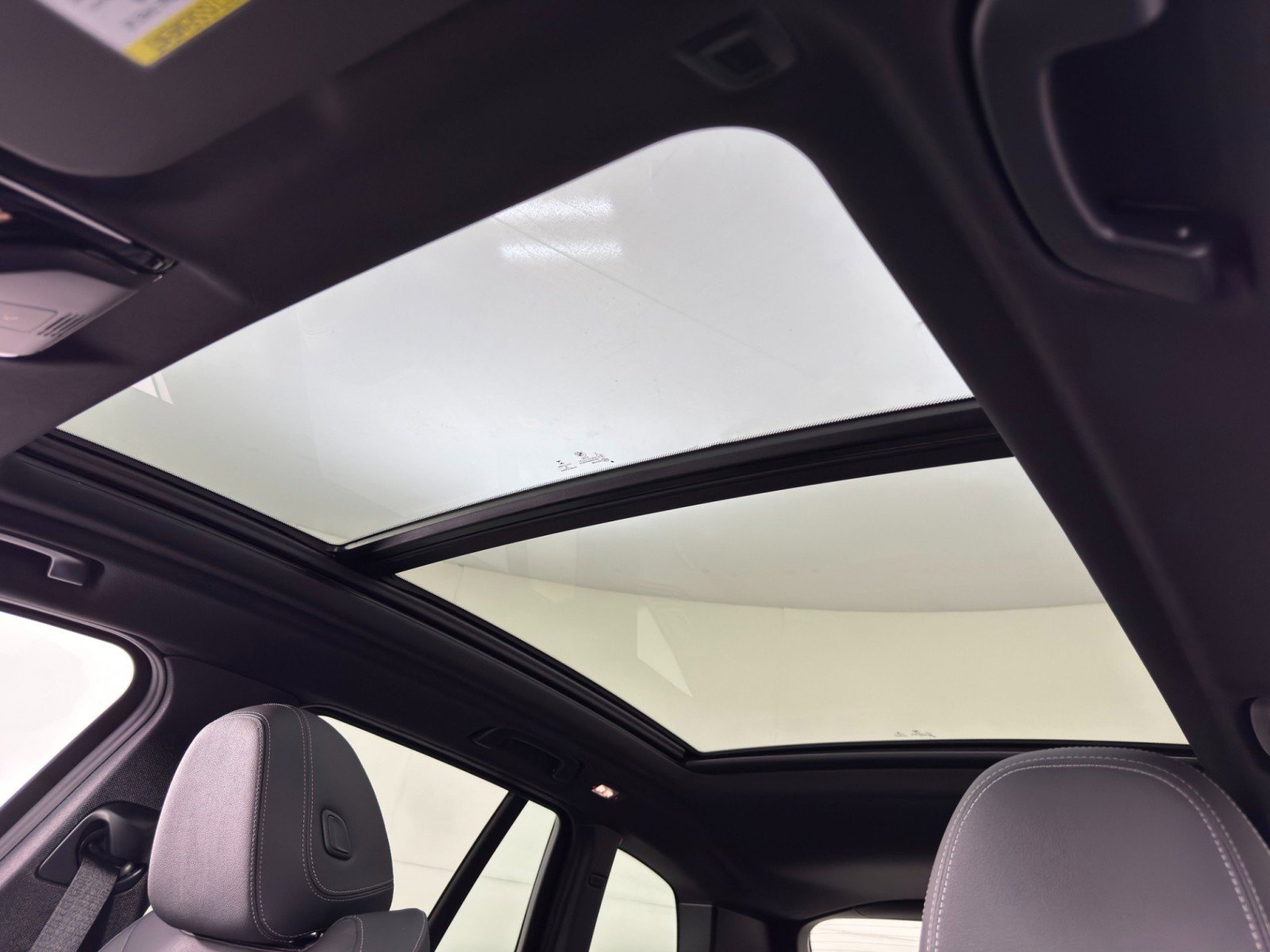 Used 2021 BMW X3 xDrive30e w/ Executive Package image 11