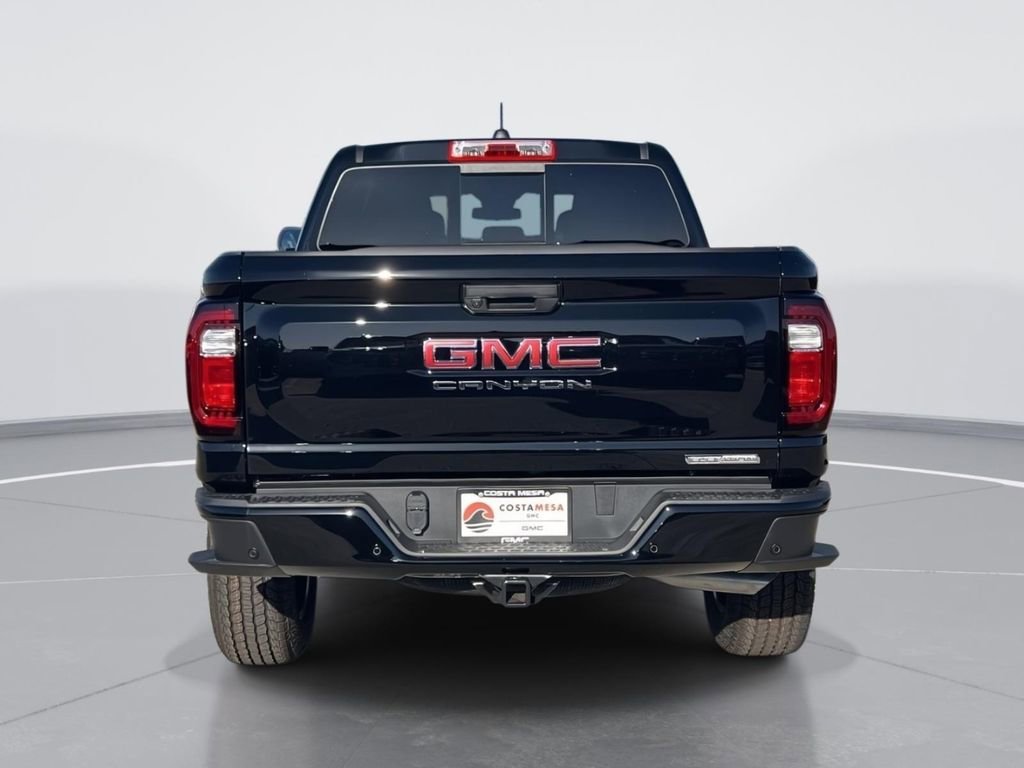 New 2026 GMC Canyon Elevation image 5