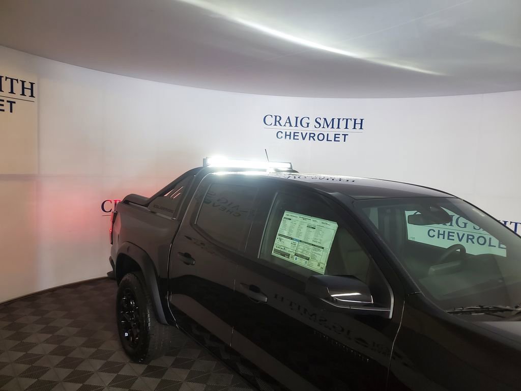New 2026 Chevrolet Colorado Trail Boss w/ Midnight Edition AWD/4WD image 10