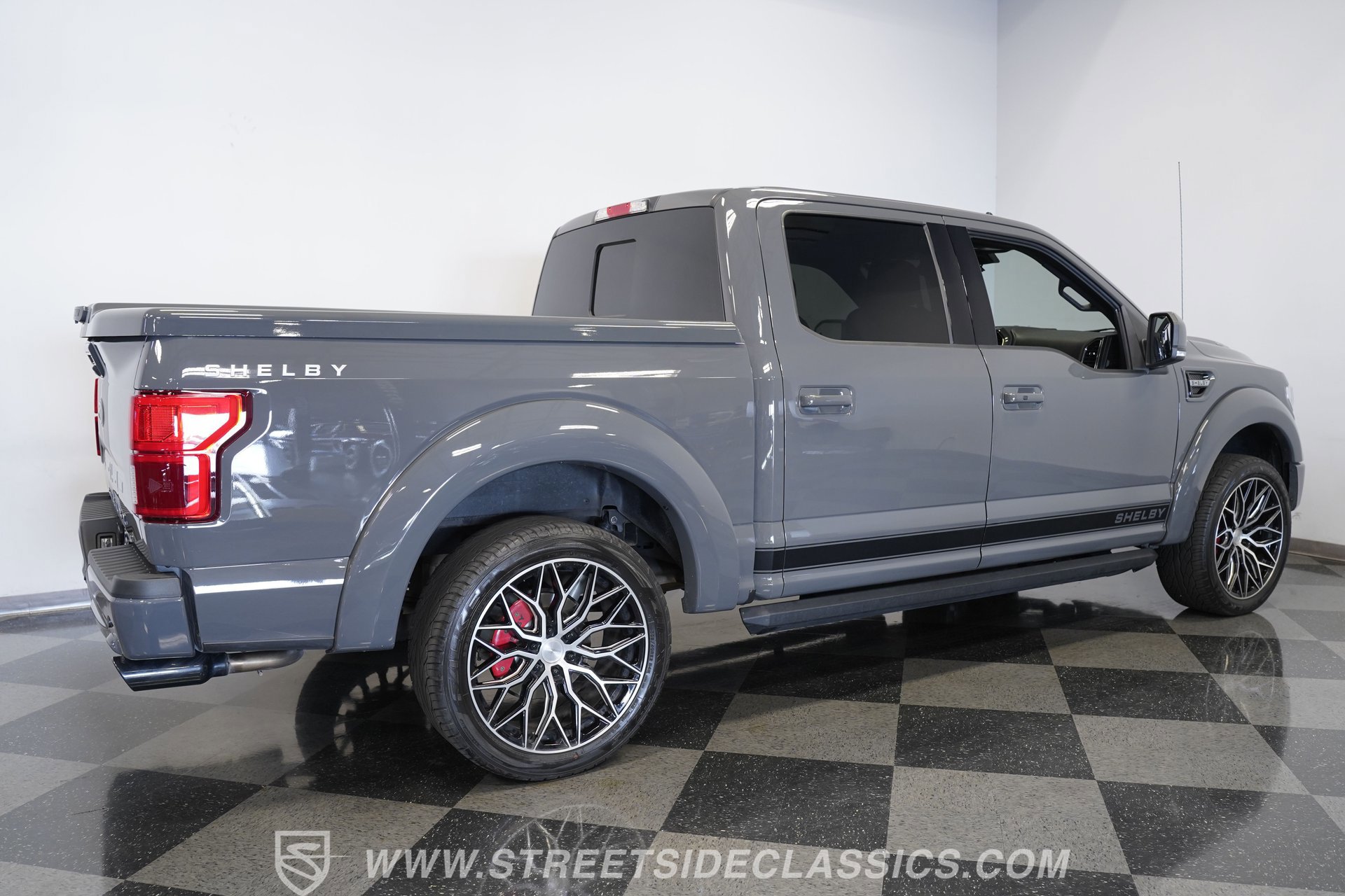 Used 2020 Ford F150 Lariat w/ Equipment Group 502A Luxury image 13