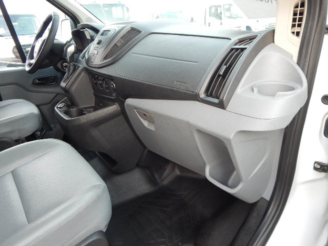 Used 2018 Ford Transit 250 148 Low Roof image 19