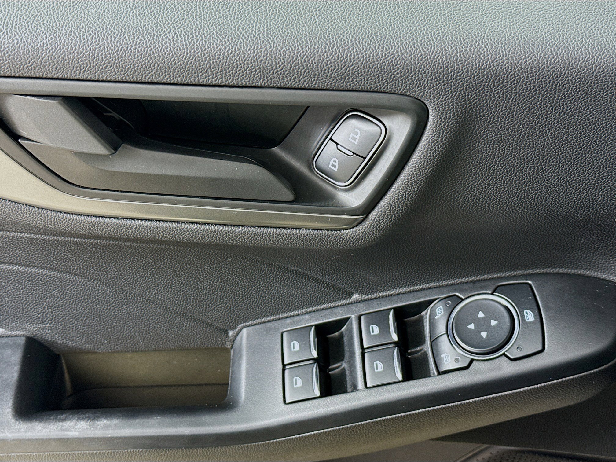 Used 2024 Ford Escape Active image 20