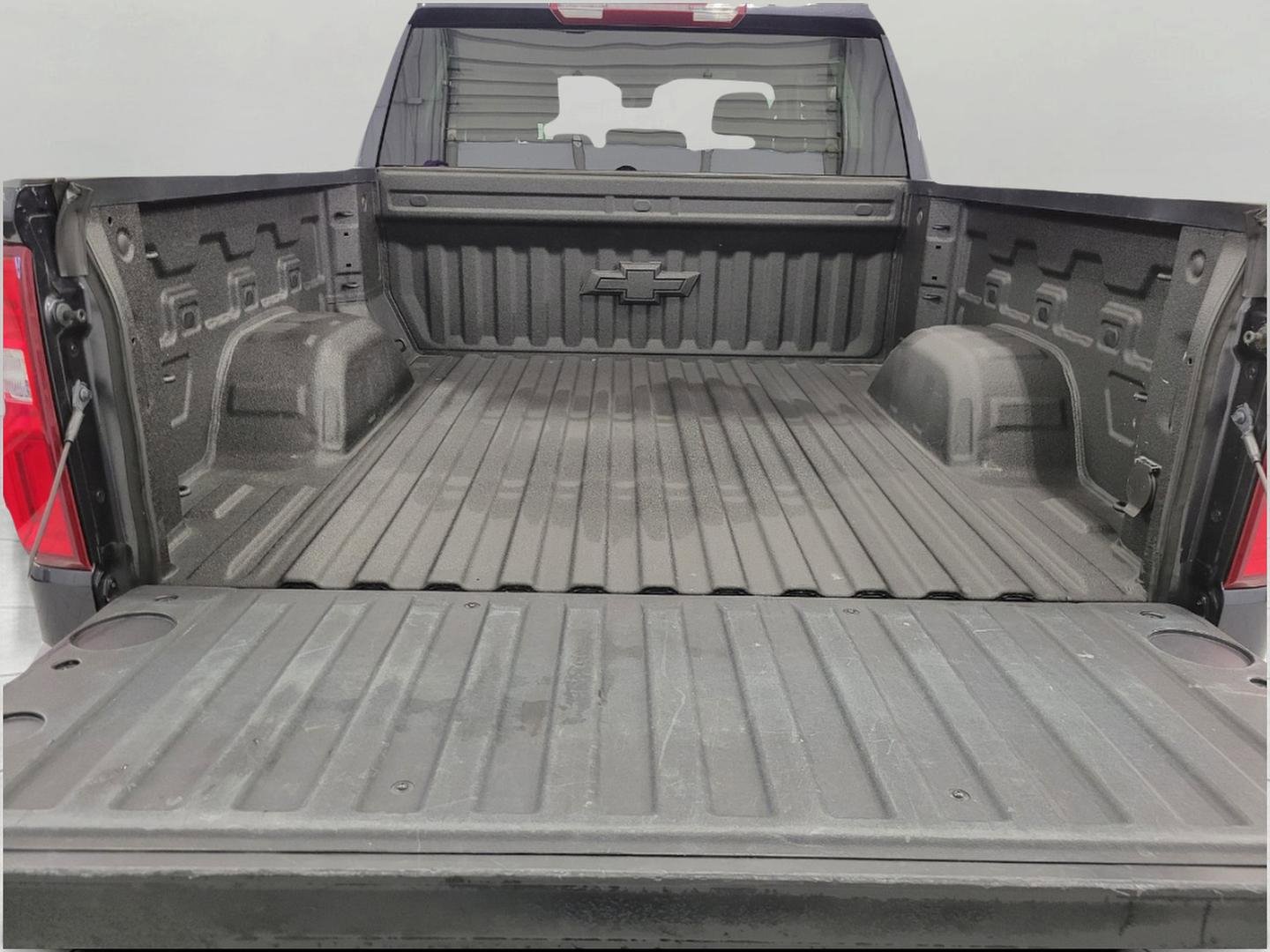 Used 2024 Chevrolet Silverado 1500 RST image 15