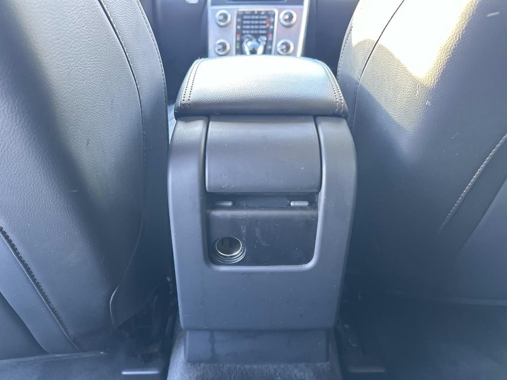 Used 2017 Volvo V60 T5 Cross Country w/ Convenience Package image 15