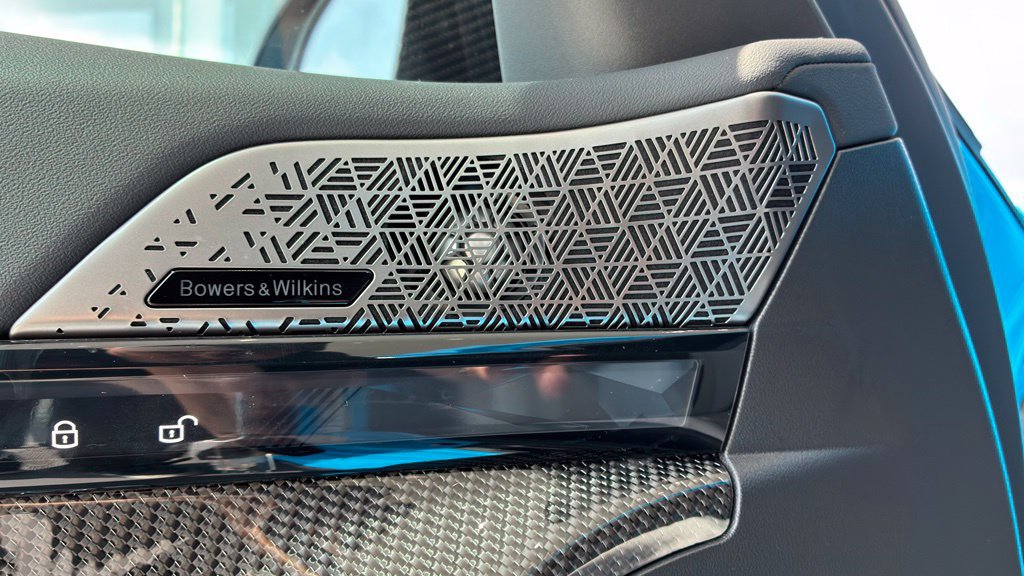 New 2027 BMW M5 w/ Carbon Package AWD/4WD image 27
