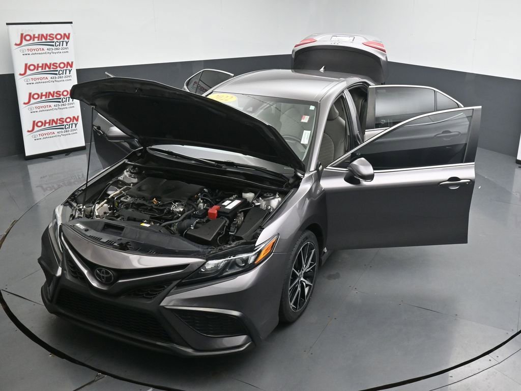 Used 2022 Toyota Camry SE FWD image 41