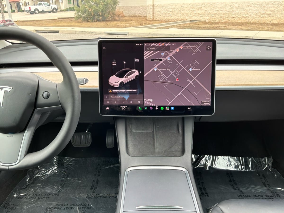 Used 2022 Tesla Model 3 Standard Range RWD image 15