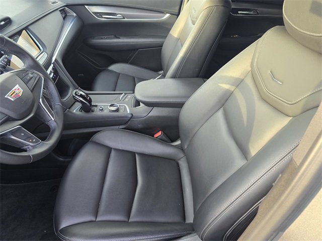 Used 2022 Cadillac XT5 Luxury image 20
