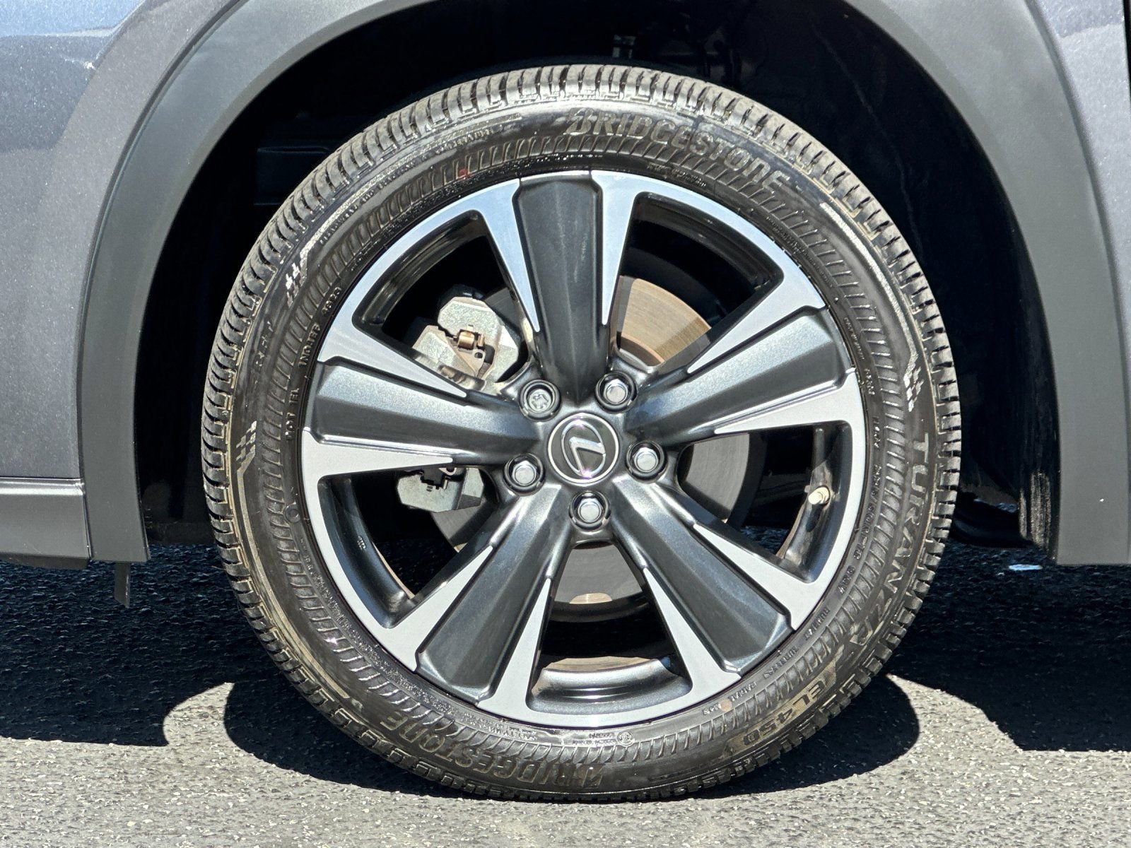 Used 2024 Lexus UX 250h FWD image 33