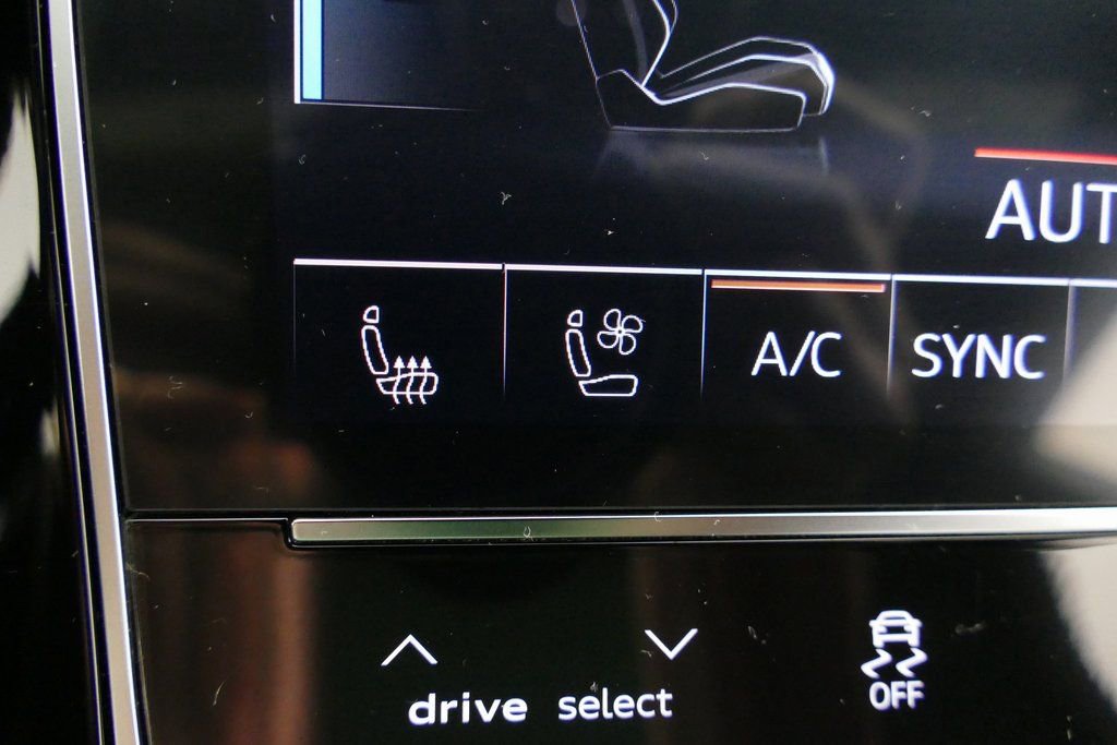 Used 2023 Audi SQ8 Prestige image 23