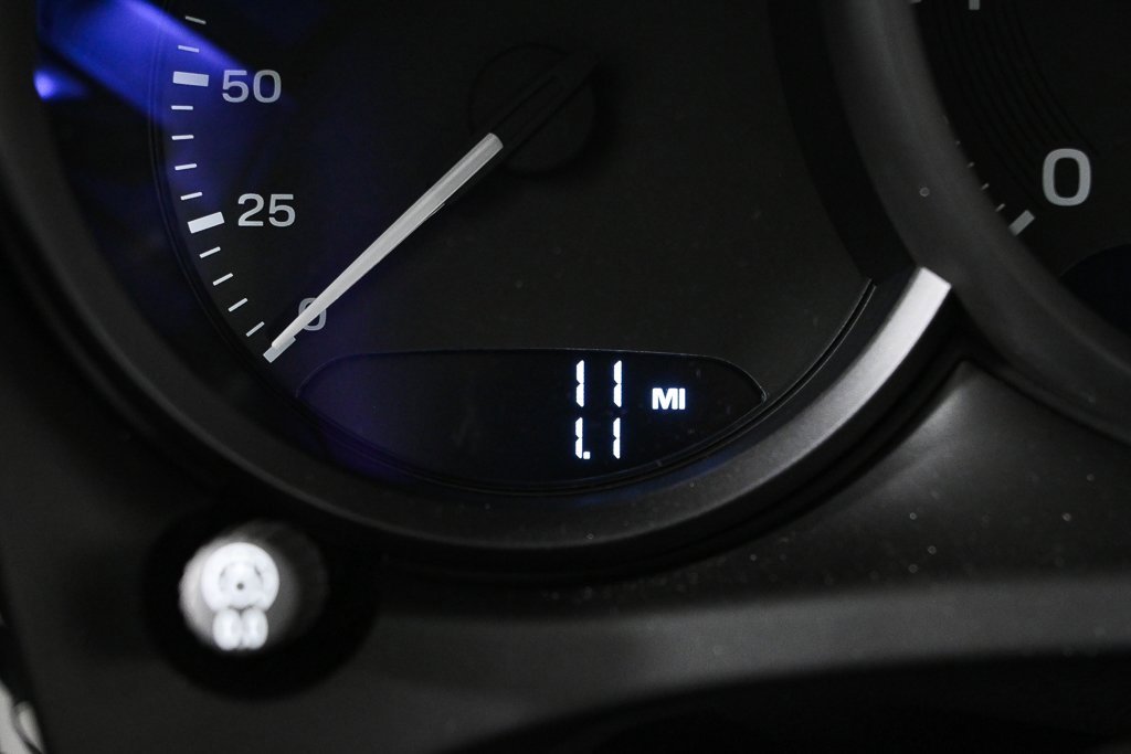 New 2026 Porsche Macan image 12