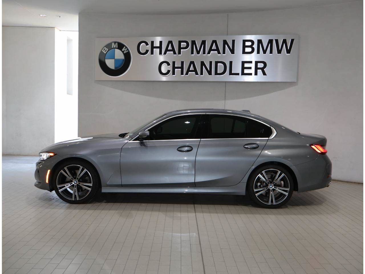 Certified 2024 BMW 330i Sedan w/ Convenience Package RWD image 3
