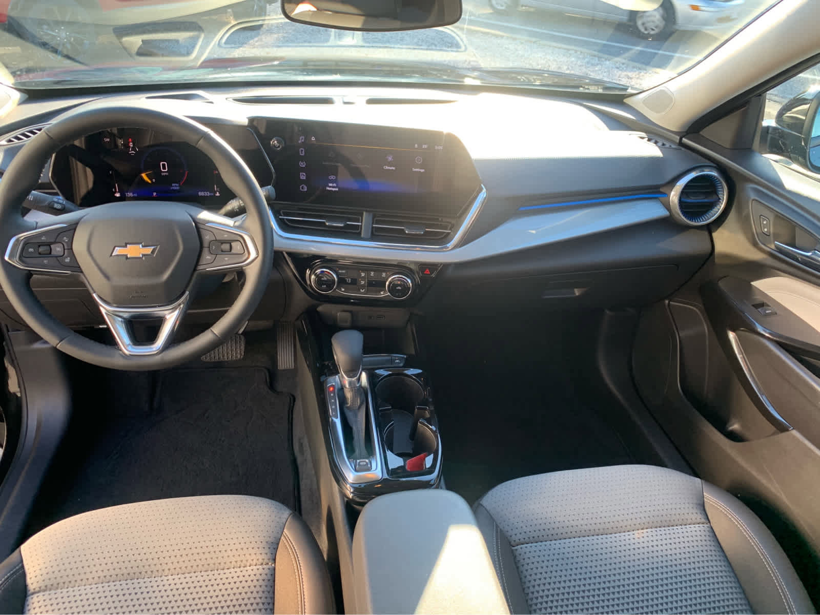 Used 2025 Chevrolet Trax LT w/ Driver Confidence Package image 10