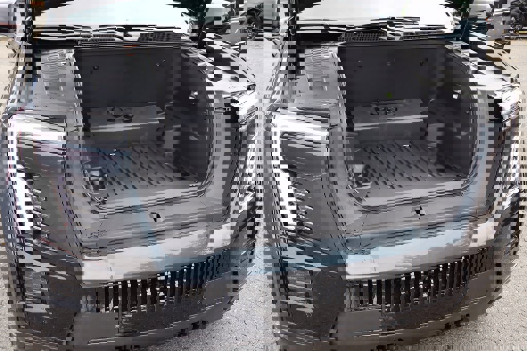 New 2026 GMC Sierra EV Elevation w/ Premium Package image 11