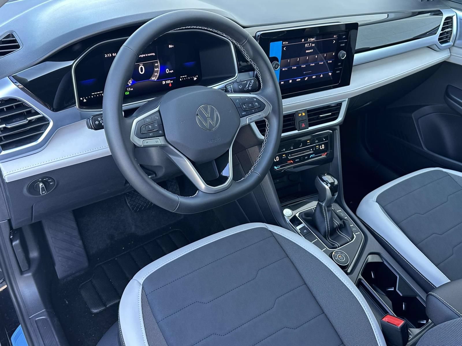 New 2026 Volkswagen Taos SE AWD/4WD image 10