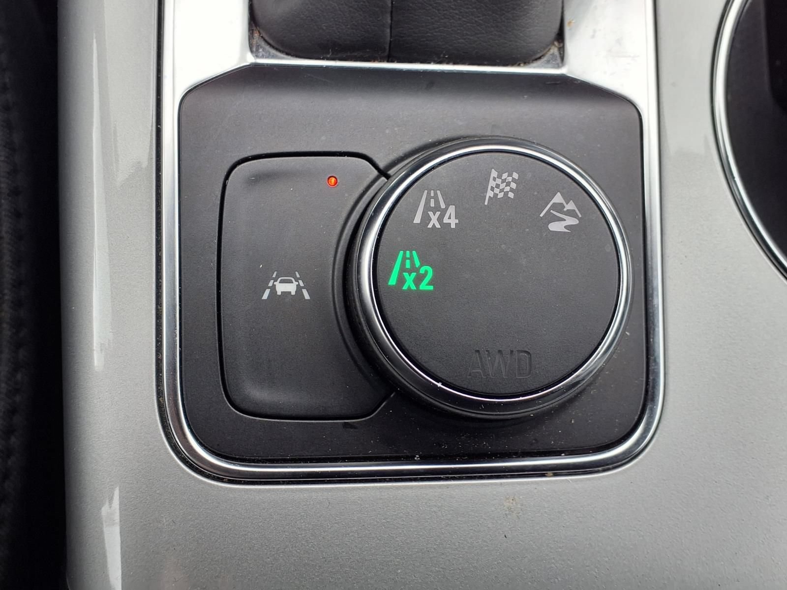 Used 2025 Chevrolet Blazer LT AWD/4WD image 8