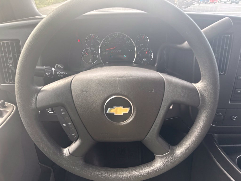 Used 2025 Chevrolet Express 3500 LT w/ LT Preferred Equipment Group RWD image 20