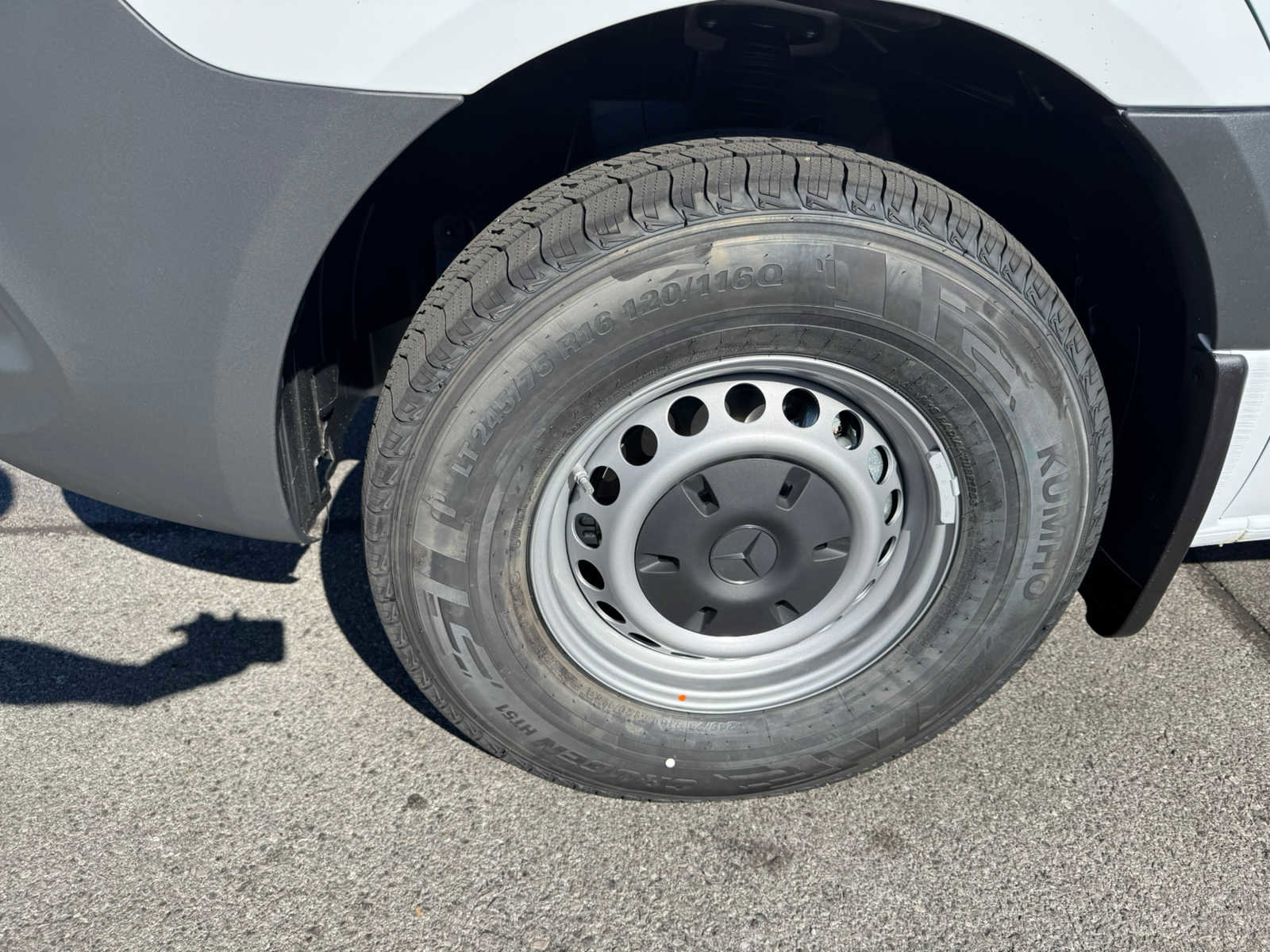 New 2025 Mercedes-Benz Sprinter 2500 image 9