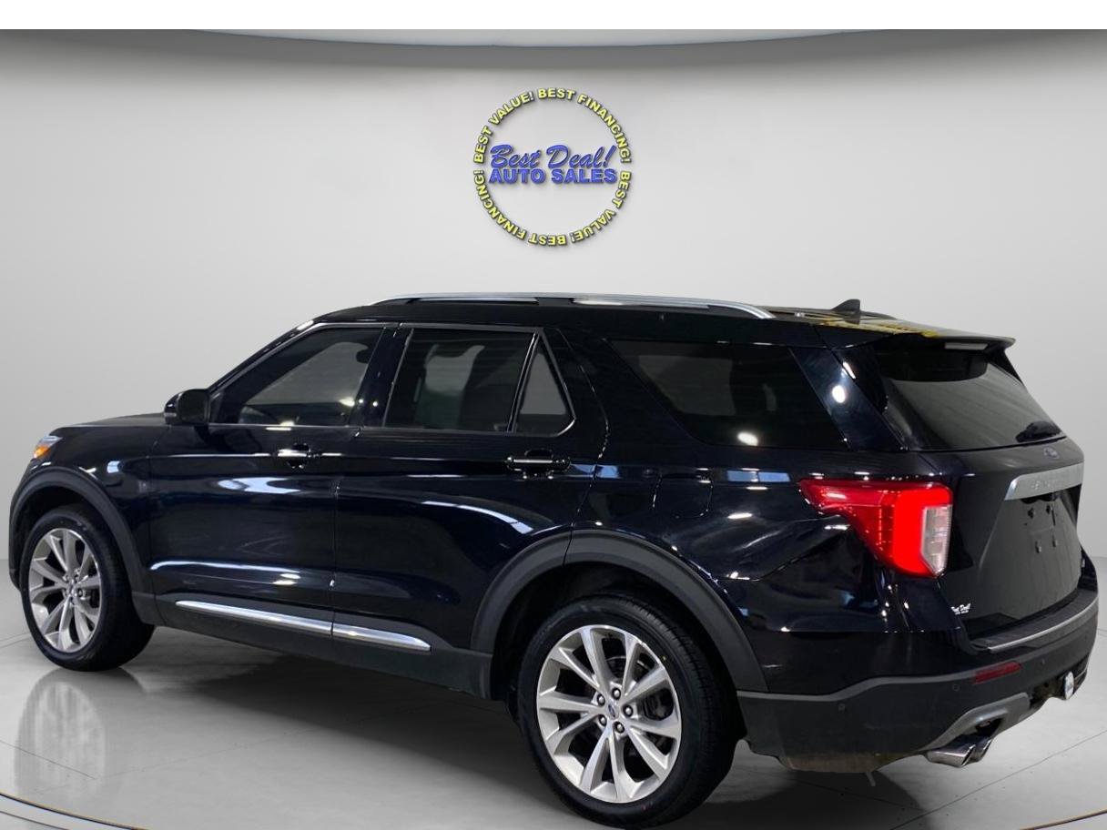 Used 2021 Ford Explorer Platinum w/ Equipment Group 601A AWD/4WD image 3